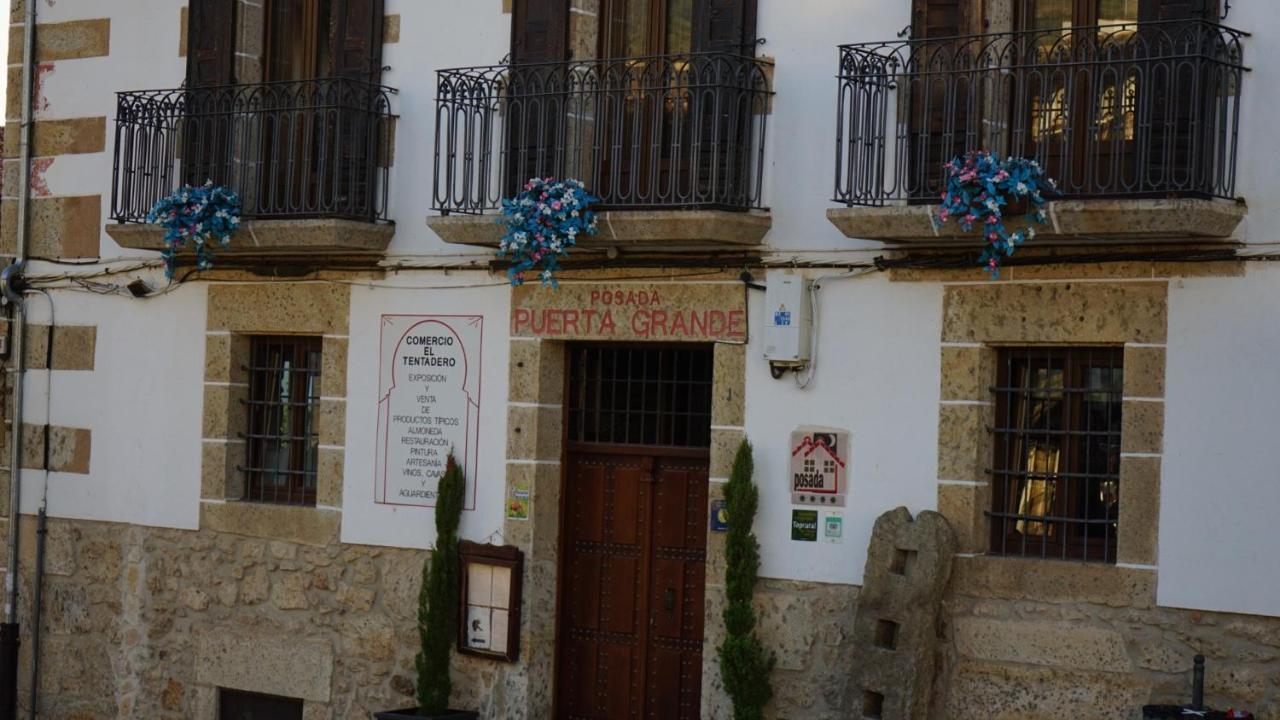 Posada Puerta Grande Candelario Exterior foto